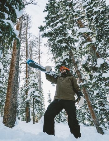 The collection of articles about skiing and snowboarding 